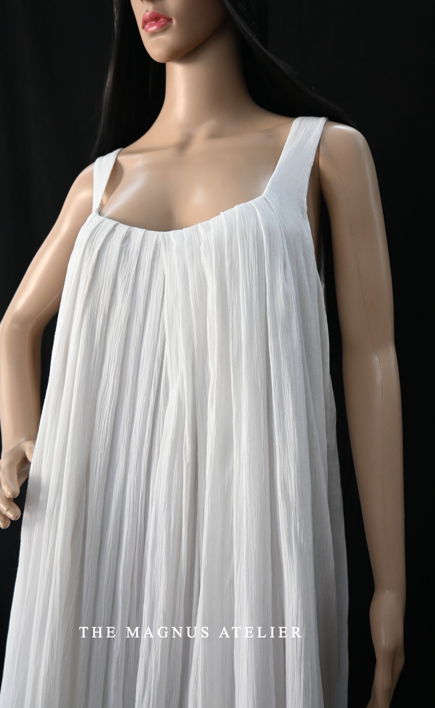 wrinkle cotton white long maxi dress close up